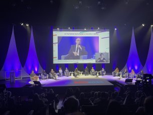 photo de la cérémonie avec les jurys 