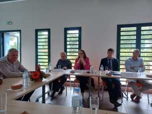 Intervenant à la table ronde