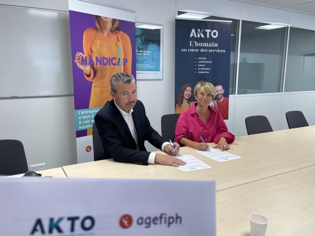 Photo signature convention AKTO