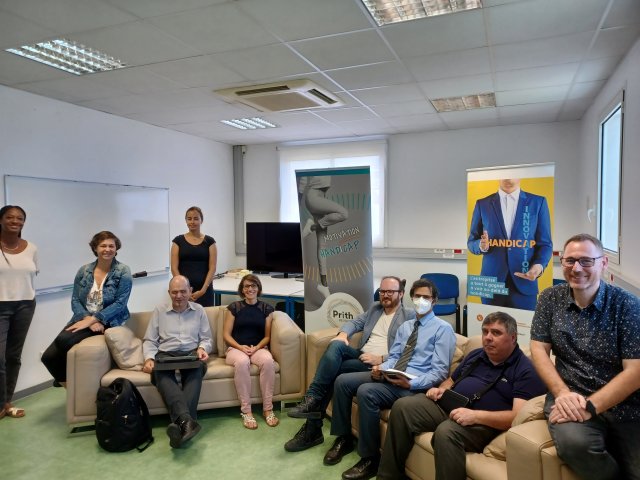 Les intervenants lors de la conférence de presse