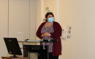 Lydia, RRH et responsable de la mission handicap présentent la politique d'emploi