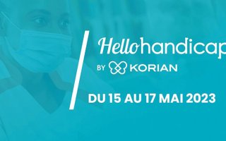 Sur fond bleu on voit les épaules et le visage d'une femme qui porte une blouse et un masque médical et on lit "Hello handicap by Korian du 15 au 17 mai 2023"