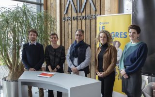 Photo des membres de L'Agefiph Pays de la Loire et AIA Life Designers lors de la signature de la convention du 1er mars 2024