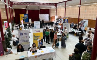 Vue des stands présents sur les rencontres