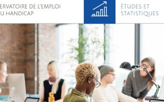 Couverture de la publication, mentions Observatoire de l'emploi et du handicap, collection Etudes et statistiques. Photo de personnes travaillant dans un bureau ouvert